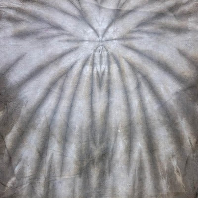 Spider fold, liquid dyed at 1tsp dye per 8oz water and 4 tsp dye per 8oz water. Photo credit: Cody Villalva.