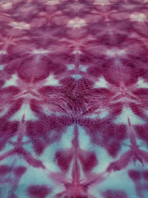 Shibori fold, dye under ice. Photo credit: Margo Farnsworth.
