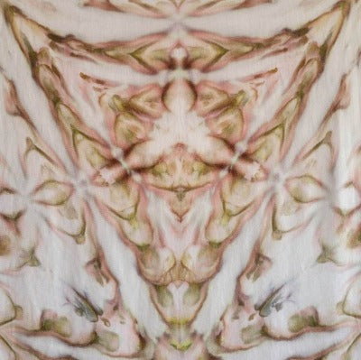 Dye under ice, light application on viscose, Freaky Farnsworth Fold. Photo credit: Margo Farnsworth.