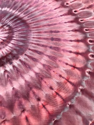Fan fold, dye under ice. Photo credit: Scott Walker, Rad Dyes.