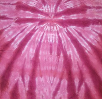 Spider fold, liquid dyed at 1tsp dye per 8oz water and 4 tsp dye per 8oz water. Photo credit: Cody Villalva.